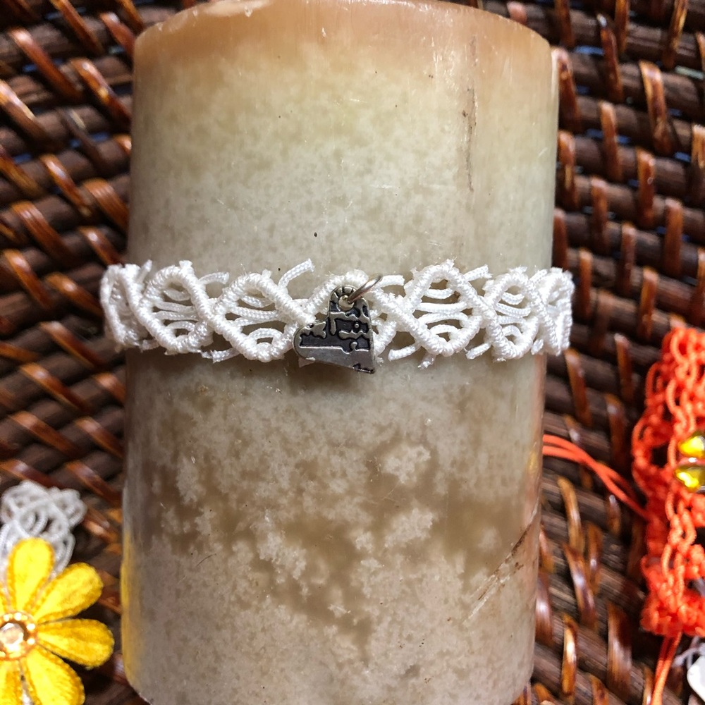 Candle decor lace wreath adjustable crystal NEW